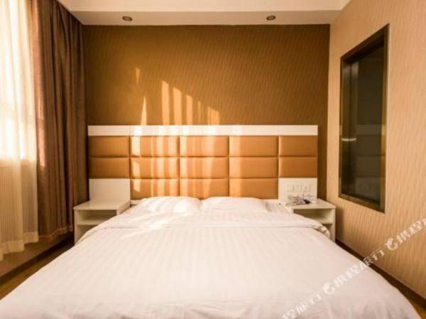 Super 8 Hotel (Beijing Qianmen Dashilan)