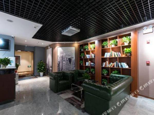 JamesJoyce coffetel (Jianguomen subway station Beijing)