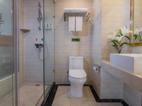 Vienna Hotel Beijing Wanda West Bajiao Amusement Park Metro Station