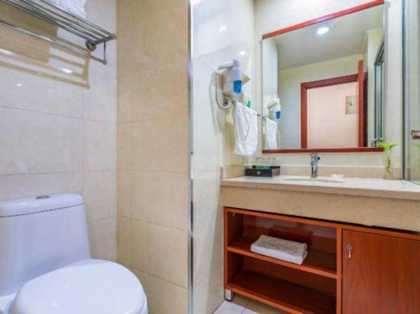 China Electronics Huajing Business Hotel