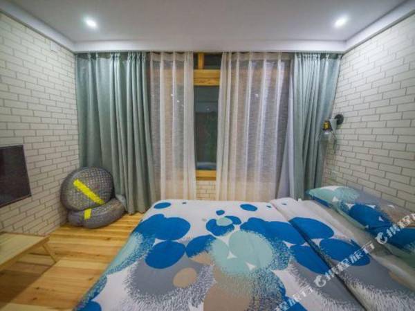 Yiyun Xiangju Manshiguang Courtyard