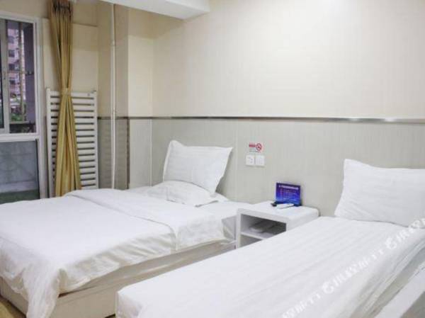 Red Apple Hotel (Tongren Hospital Beijing Metro Station)