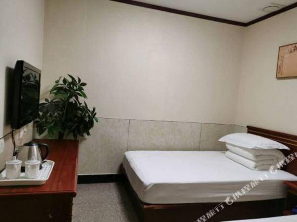 Xuyuan Express Hotel (Beijing Yayuanqing)