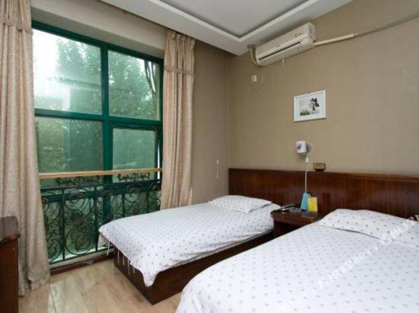 Yinxing Jiusheng Hotel