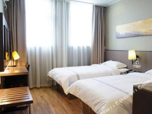 Ease Hotel (Beijing Liangxiang University Town)