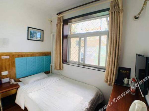 Haichun Hotel (Beijing Dazhongsi Subway Station)