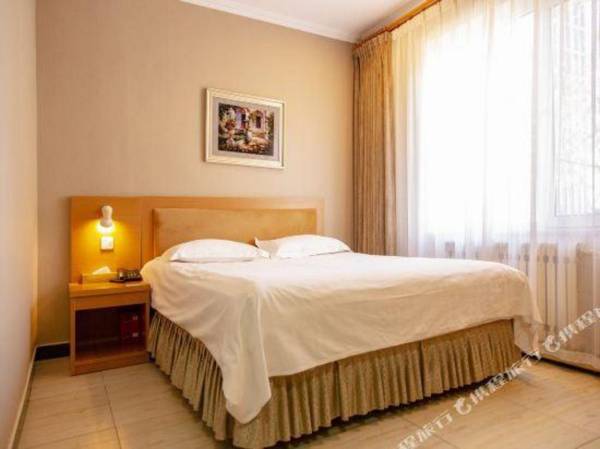Pebble Motel (Beijing Chaoyang Joy CityChaoyang High Speed Railway Station)