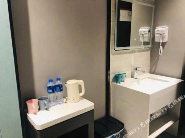 Duzhuang hotel (Beijing Children's hospital )