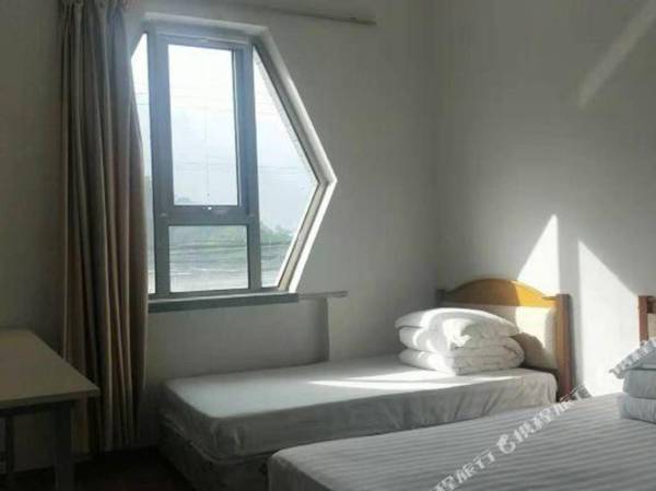 Duqingchen Youth Hostel