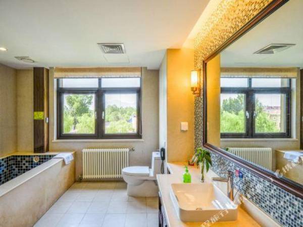 Jinyu Zuo'an Hot Spring Hotel