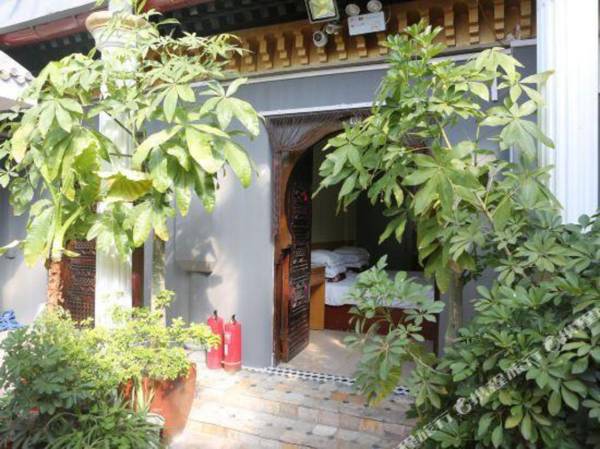 Jianjin Eastern Hotel