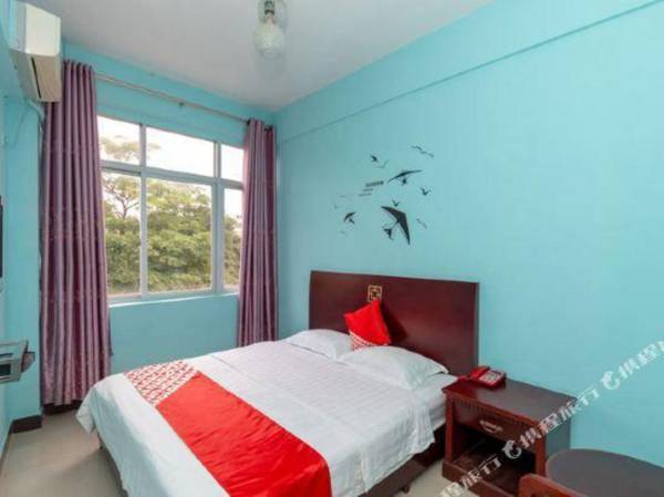 Old Street Theme Hotel