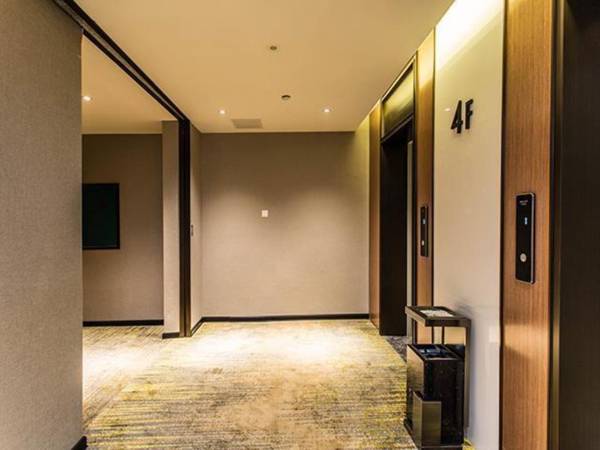 Borrman Hotel Luzhai County Yingbing Road