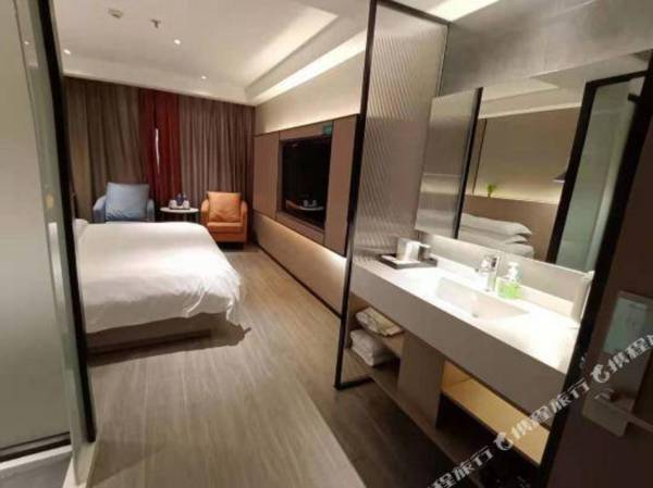 Xiangyin meets Sicilian Fashion Hotel