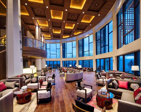 Banyan Tree Jiuzhaigou