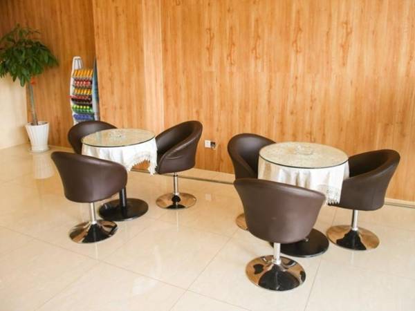 GreenTree Inn JiangSu ZhenJiang DingMao Industrial Park WoDe Square Express Hotel