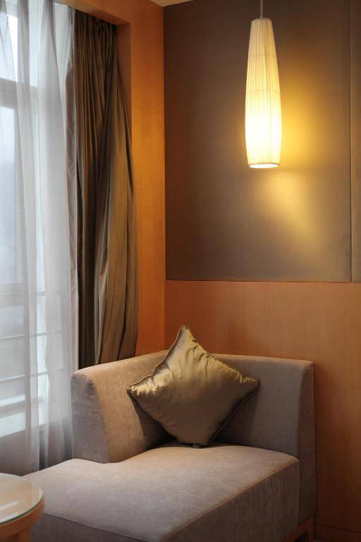 Huangyan Yaoda Hotel