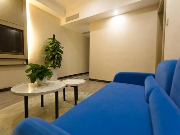 Oly Hotel Huairen City Dianxin Dalou