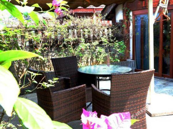 Maotai Renjia Folk Culture Inn