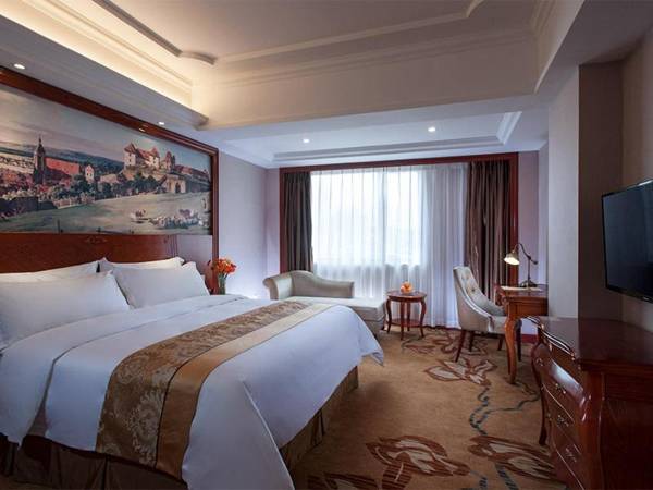 Vienna International Hotel Shaoguan Fengcailou