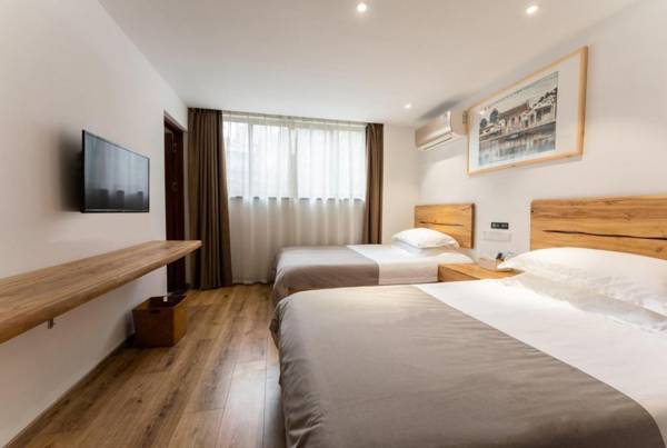 Floral Hotel Jiuhua Mountain Flowing Cloud Cottage