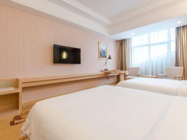 Wei Ye Na Guo Ji Jiu Dian (Chi Zhou Gao Tie Zhan Dian )