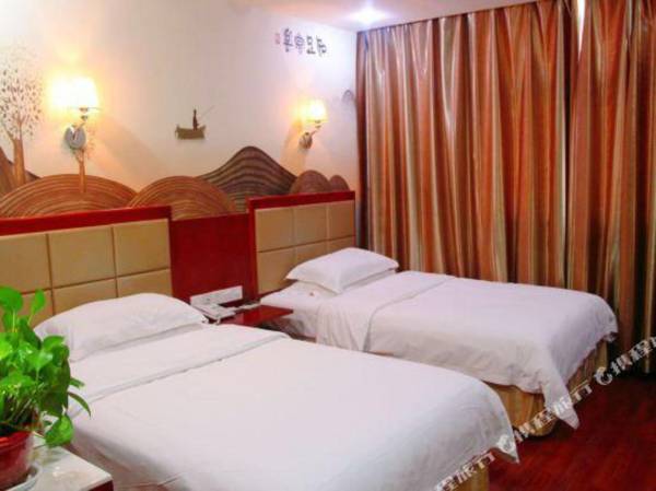 Yilv Yangguang Express Hotel