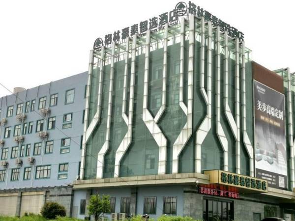 GreenTree Inn Express Jiangsu Taizhou North High-Speed Railway Station