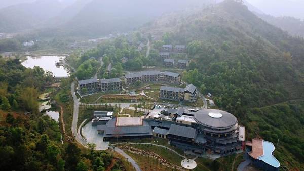 Narada Resort & Spa Cifu Lake