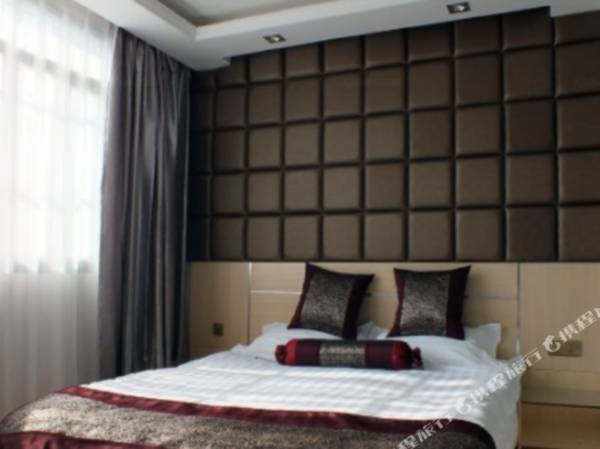 YaAn 365 Holiday Hotel