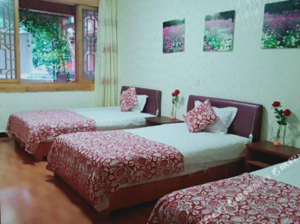 Ya'an Shangli Gaojia Inn