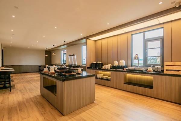 Hanting Hotel Xi'an Lantian Honghui Plaza