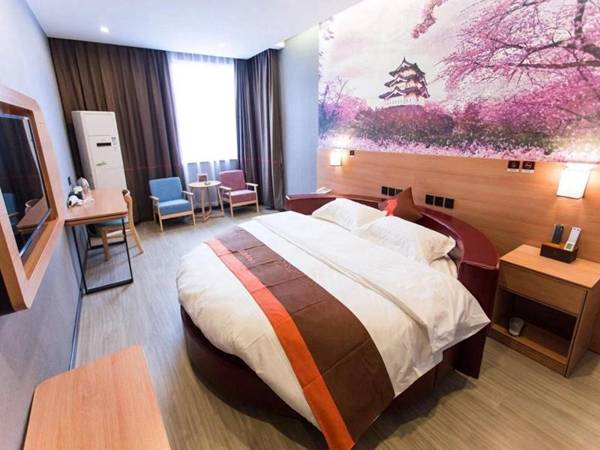 JUN Hotels He'nan Xinyang Shihe Train Station Plaza