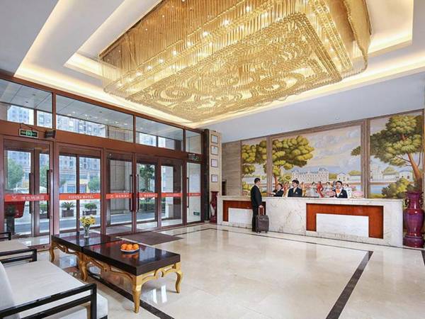 Vienna Hotel Henan Xinyang Pingqiao Century Plaza