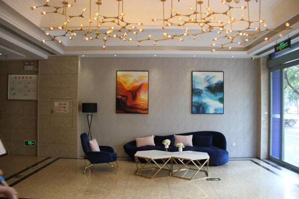 Starway Hotel Jiyuan Jishui Street