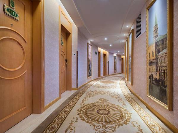 Vienna Hotel(mei zhou wu hua)