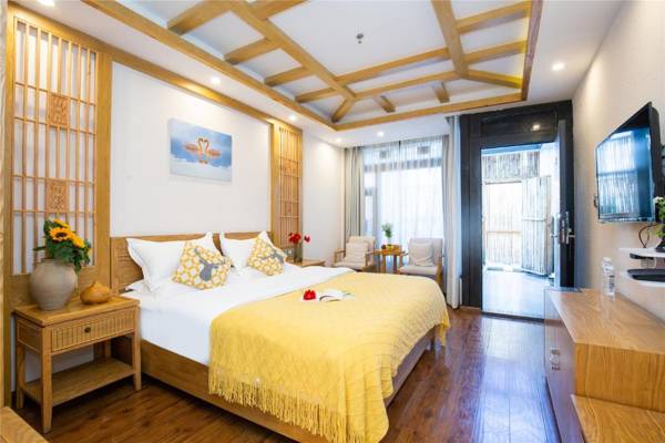 Lijiang Gemmer Hotel