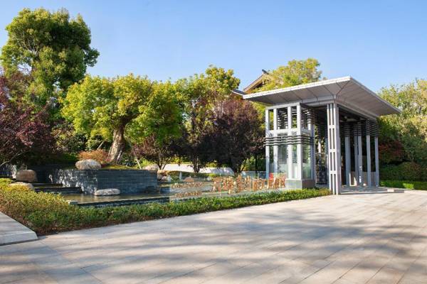 Howard Johnson Jinlin Plaza Lijiang