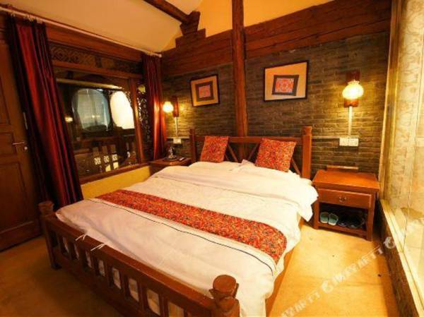 Lijiang Exquisite Villas