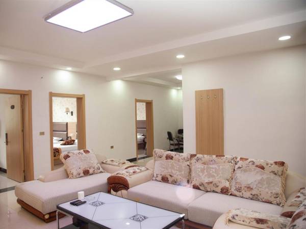 Pai Hotel Huashan Scenic Area Tourism Center