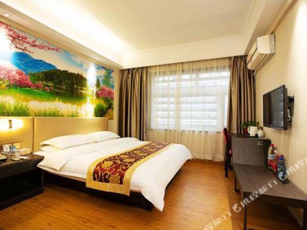 Super 8 (Zhengzhou Railway Station)