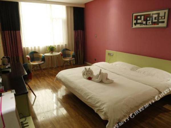 Longhu Tiantian Holiday Hotel