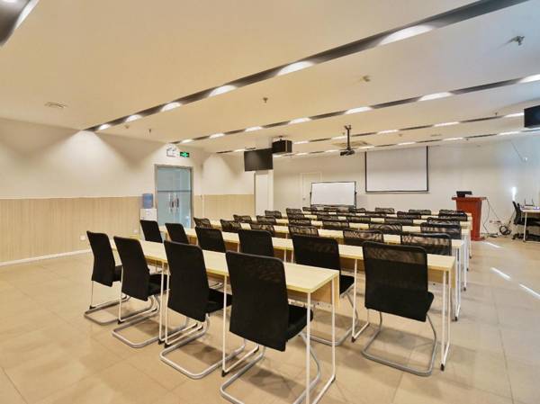 Hanting Hotel Zhengzhou Xinzheng Airport