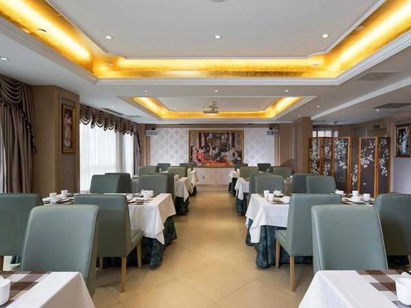 Vienna Hotel Zhengzhou Hanghai Square Metro Station