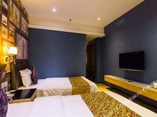 Fangyuan Boutique Hotel (Zhengzhou Zhengbian Road Confucian Temple Metro Station)