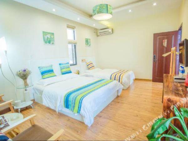 Dali Ancient Town Shiliyizhan Hostel