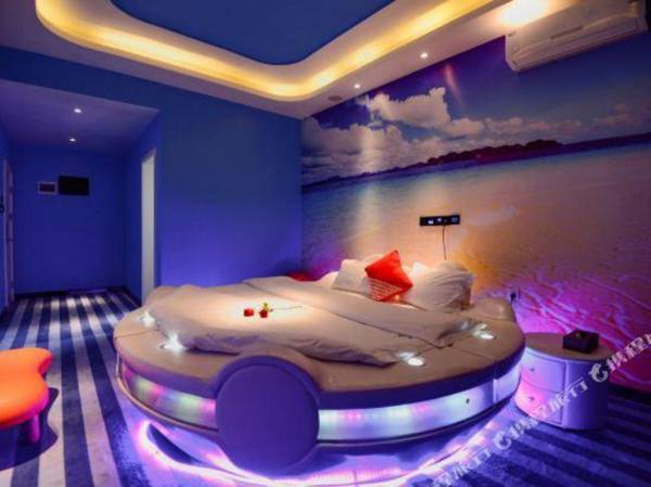 Carnation Theme Hotel