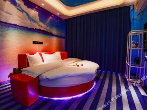 Carnation Theme Hotel