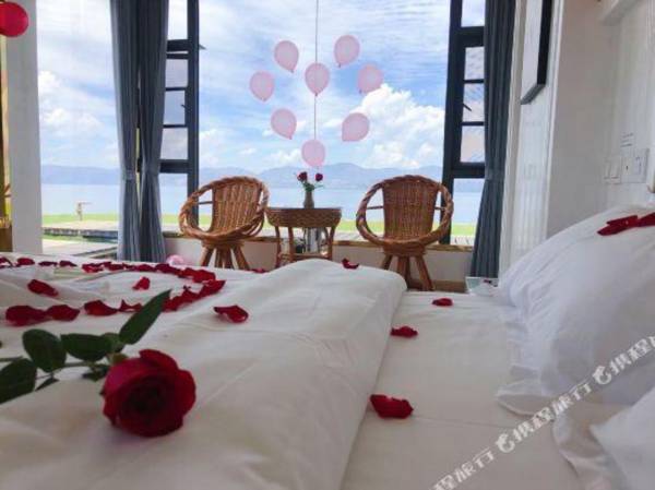 Cloud Can Chang Hotel