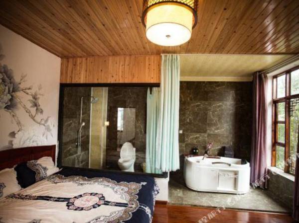 Xinyue Village Story Inn